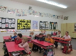 Šesťáci čtou v první třídě